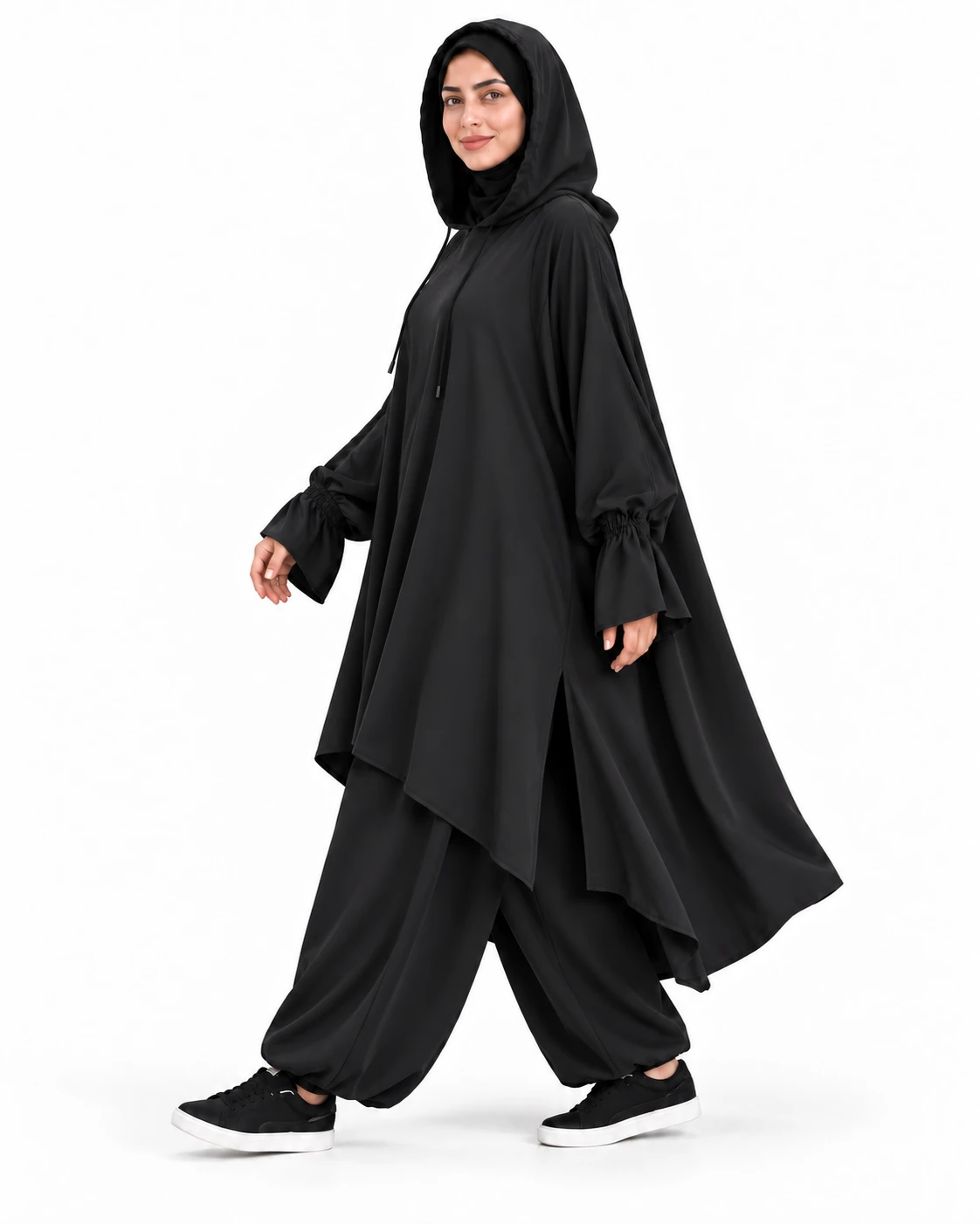 Le Poncho Capuche en noir